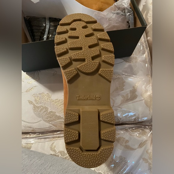 Timberland Mens Premium 6-InchWaterproof Boots - Picture 3 of 6